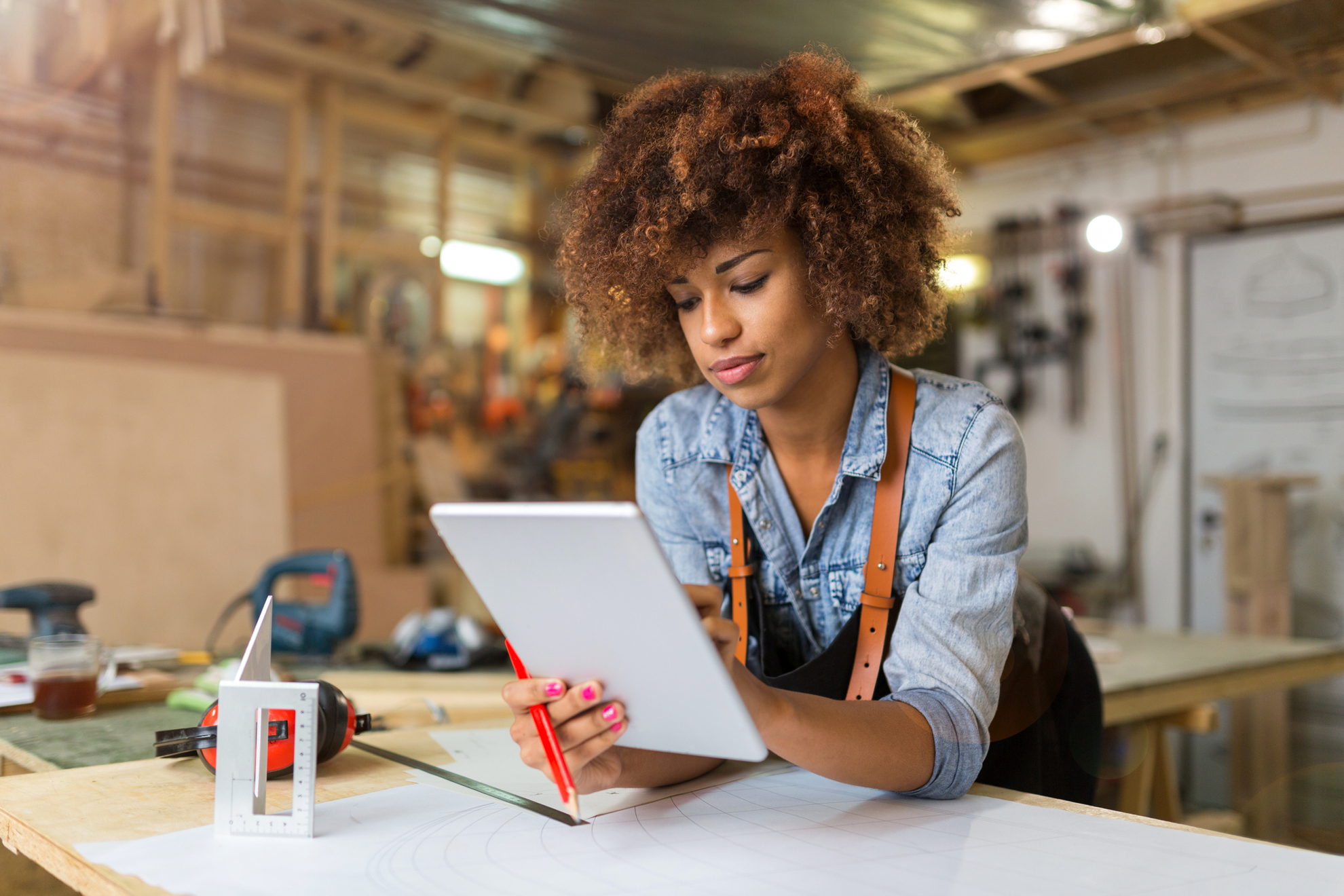 Turning your side hustle into your main
